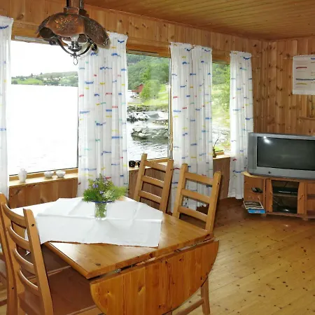 Nanna - Fjs130 By Interhome * Hyllestad
